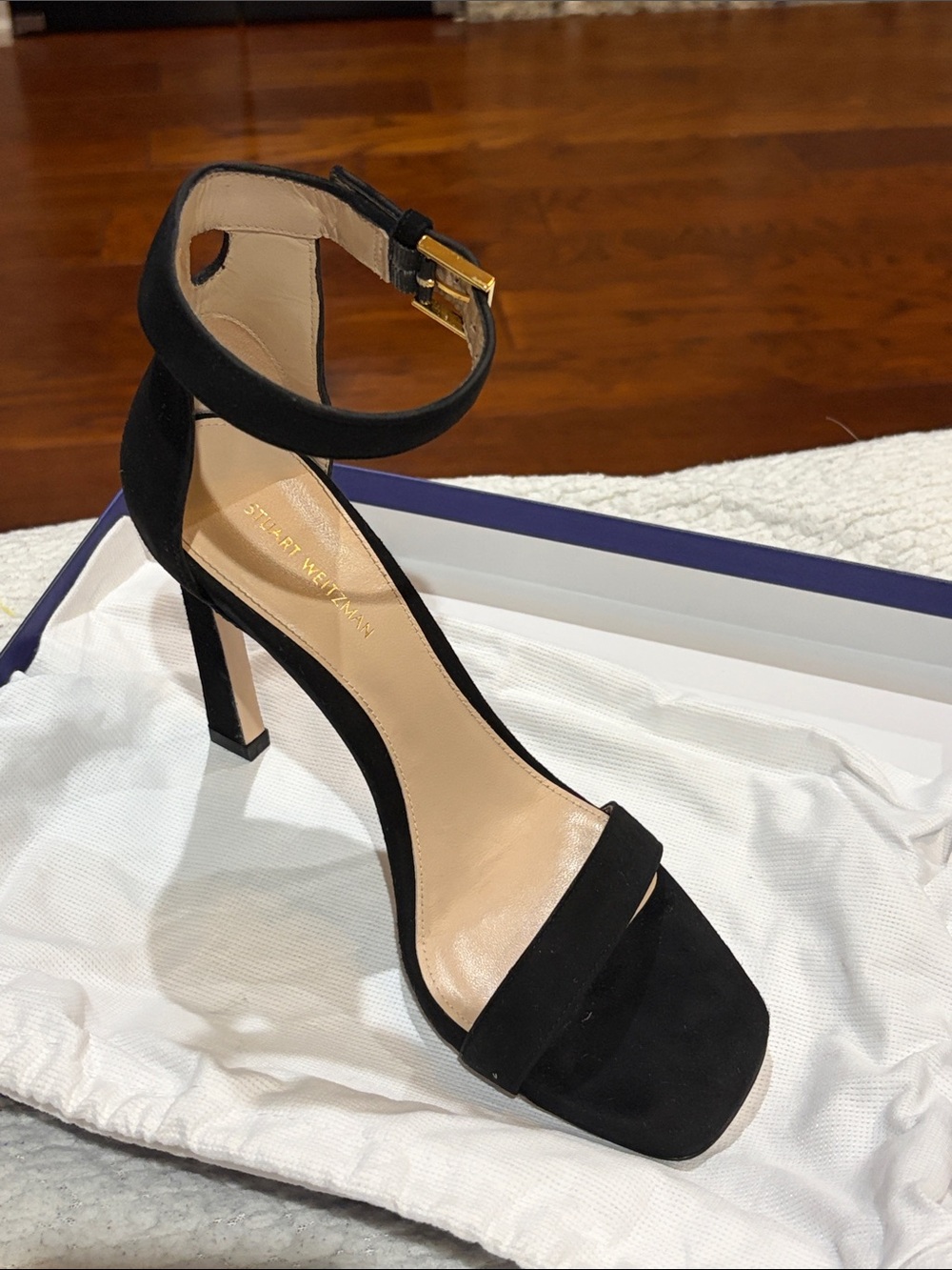Stuart Weitzman Blue Box - Picture 8 of 16